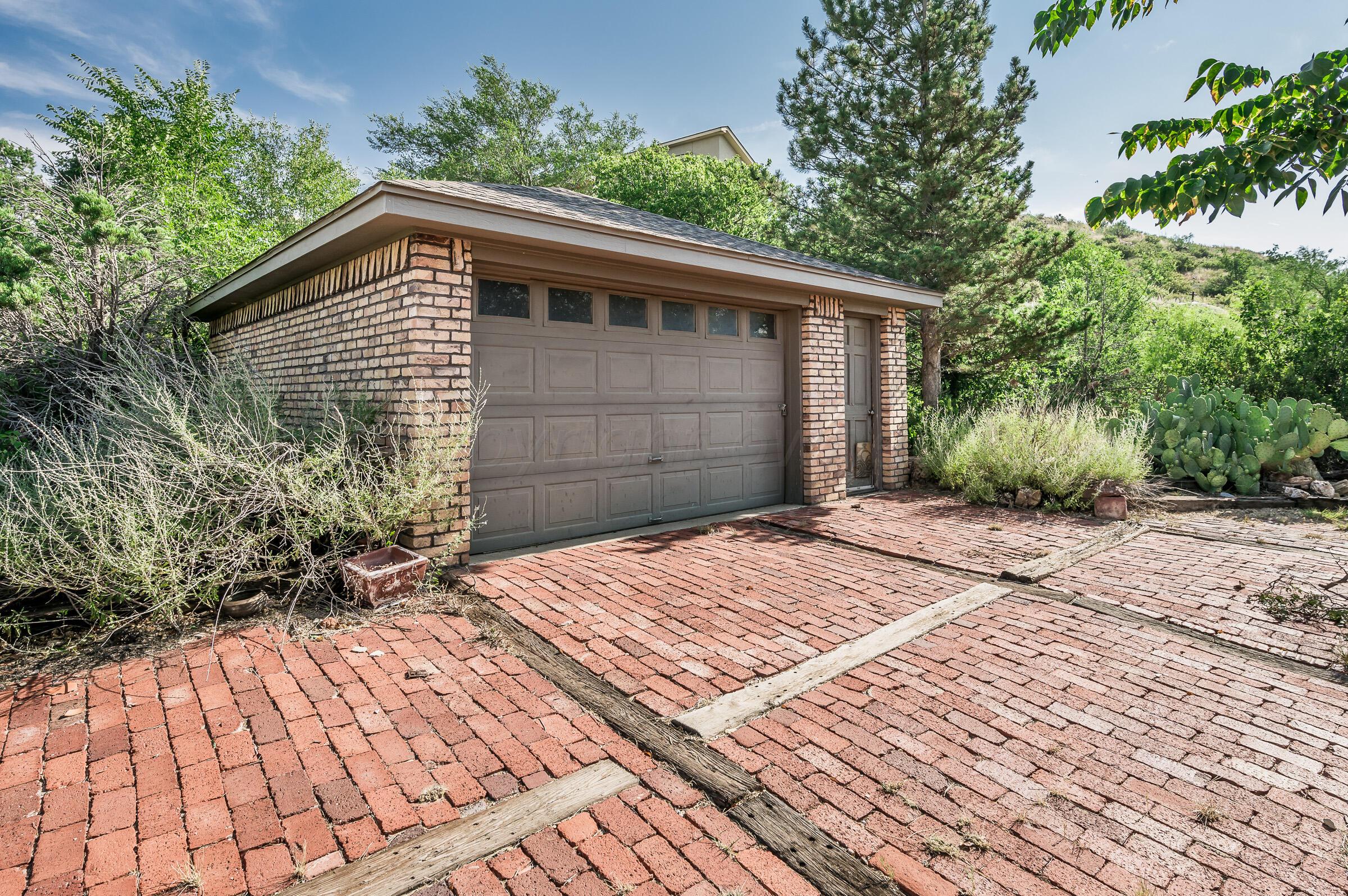 26 Kendall Road Amarillo, TX 79124 - Photo 29 of 30 Back Yard-5