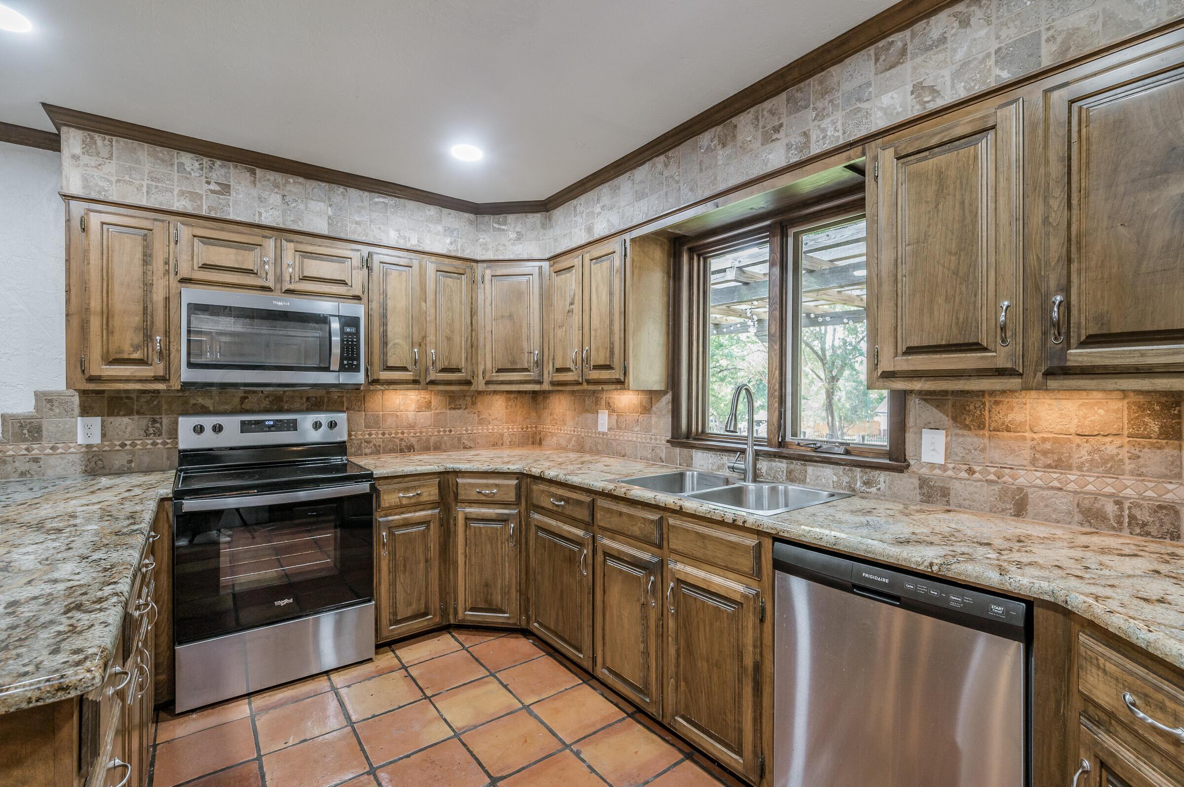 Kitchen-2