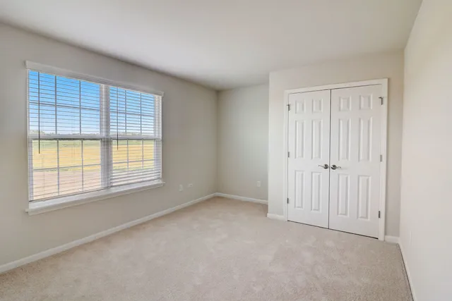 $3,865 | 702 Station Boulevard, Elburn, IL 60119