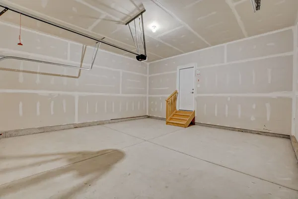 a view of a room with an empty space