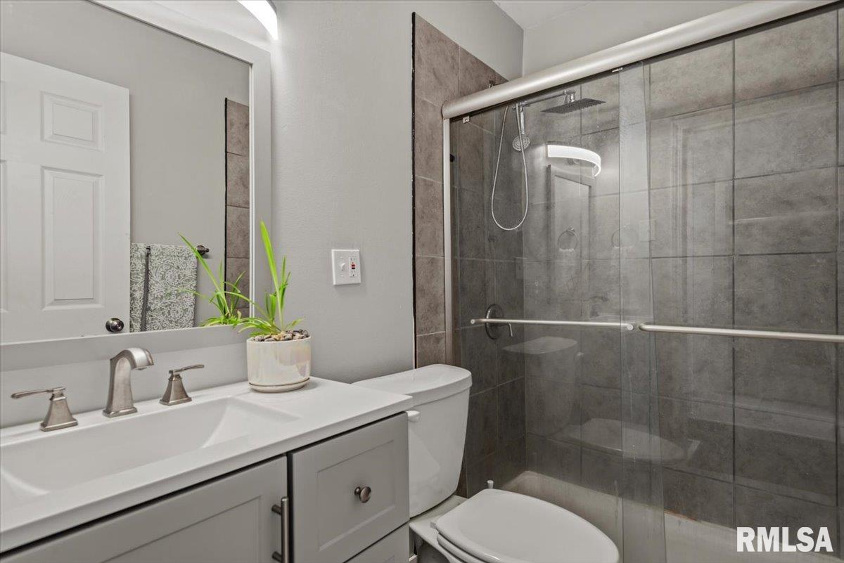 872 South MacArthur Boulevard Springfield, IL 62704 - Photo 19 of 37