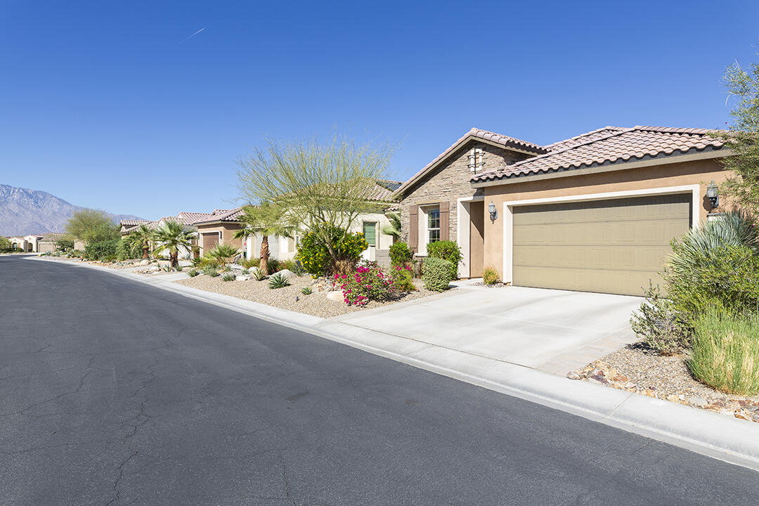 26 Pinot Noir Rancho Mirage, CA 92270 - Photo 38 of 48 38