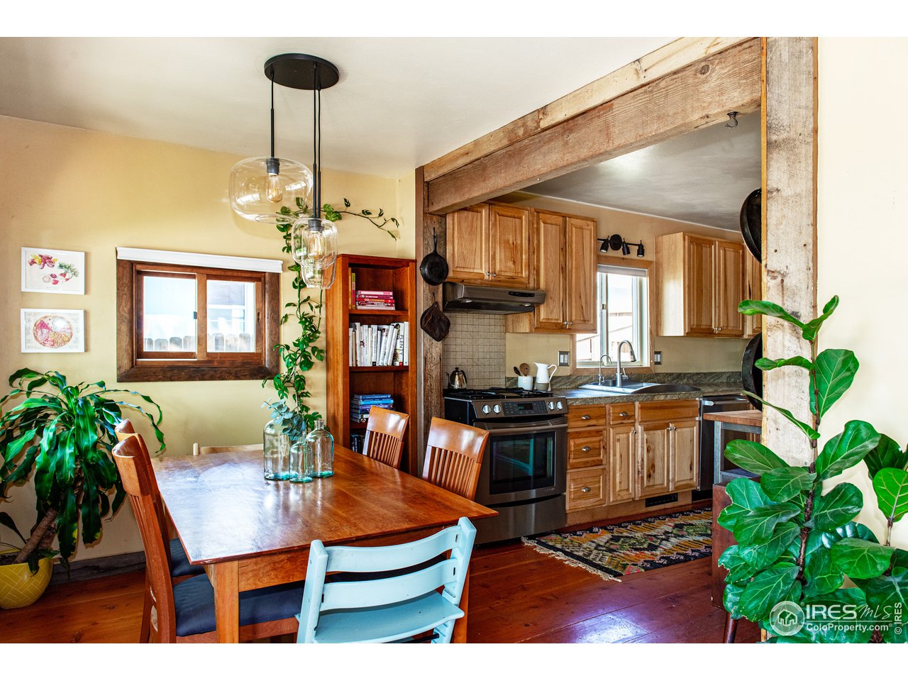 208 Main Street Lyons, CO 80540 - Photo 13 of 27