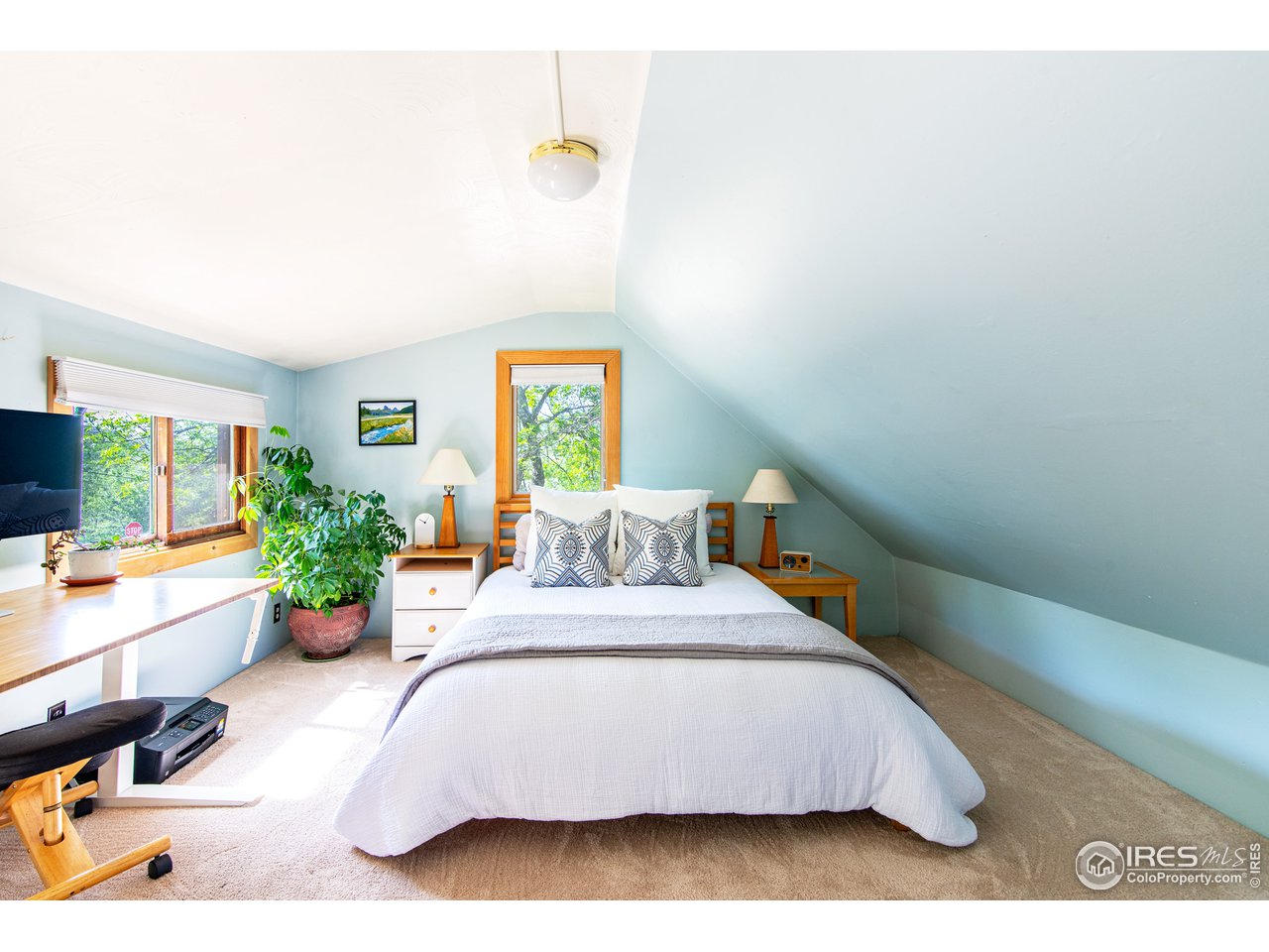 208 Main Street Lyons, CO 80540 - Photo 17 of 27 Upstairs Bedroom