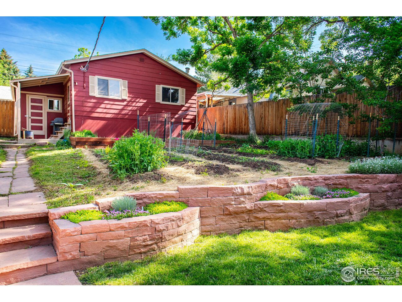 208 Main Street Lyons, CO 80540 - Photo 23 of 27