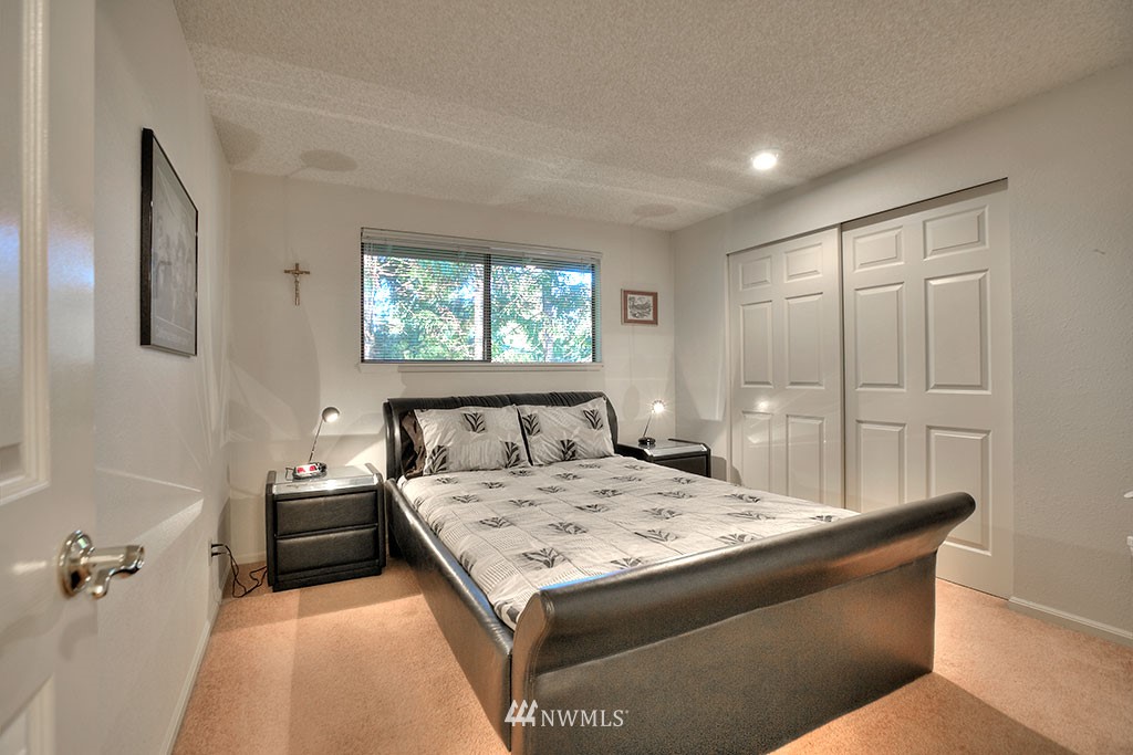 15206 Southeast 176th Street Renton, WA 98058 - Photo 16 of 22 Gallery Image 16