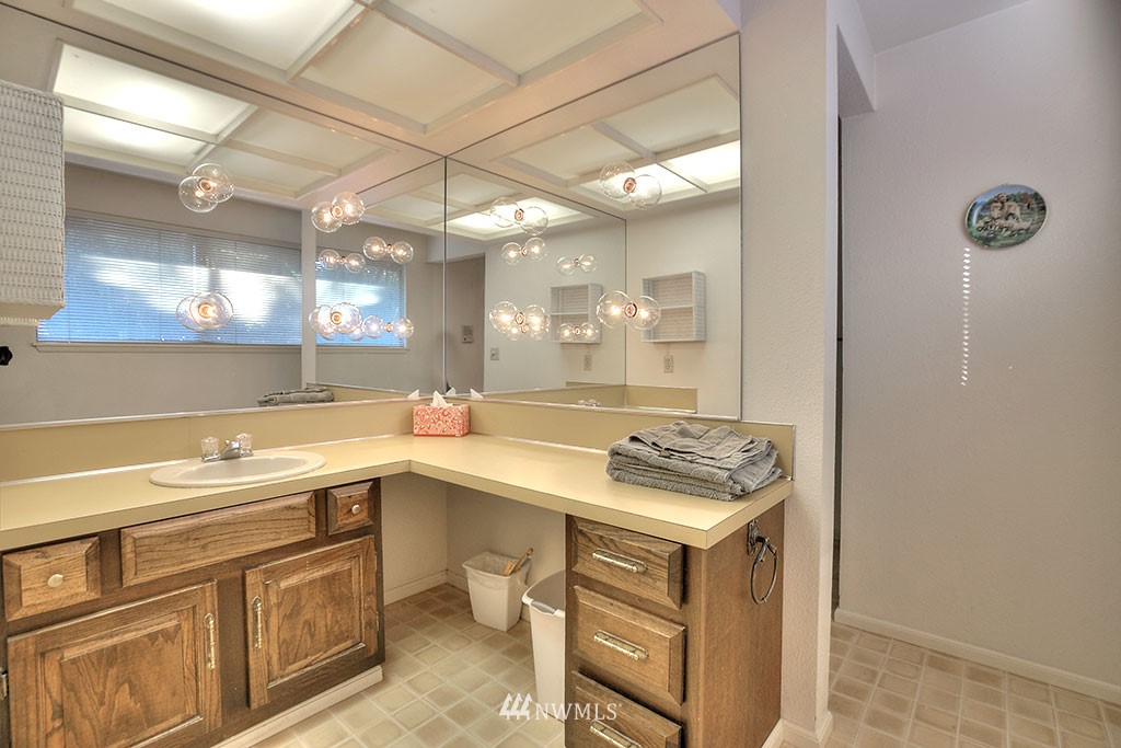 15206 Southeast 176th Street Renton, WA 98058 - Photo 18 of 22 Gallery Image 18