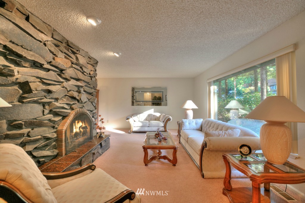 15206 Southeast 176th Street Renton, WA 98058 - Photo 3 of 22 Gallery Image 3