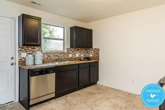 $1,695 | 3541 Aldie Court, Raleigh, NC 27610