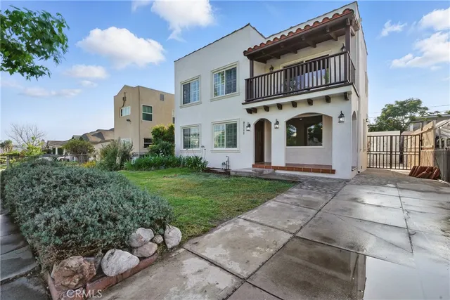 $1,750,000 | 2111 South Bronson Avenue, Los Angeles, CA 90018