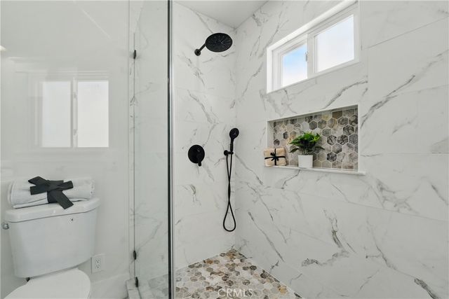 $1,750,000 | 2111 South Bronson Avenue, Los Angeles, CA 90018