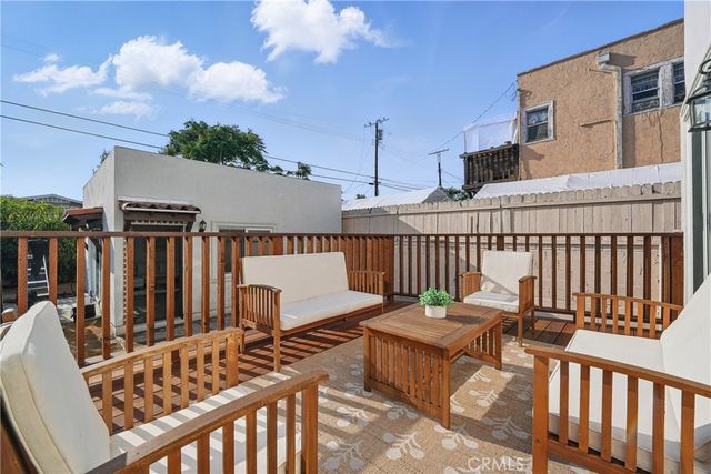 $1,750,000 | 2111 South Bronson Avenue, Los Angeles, CA 90018