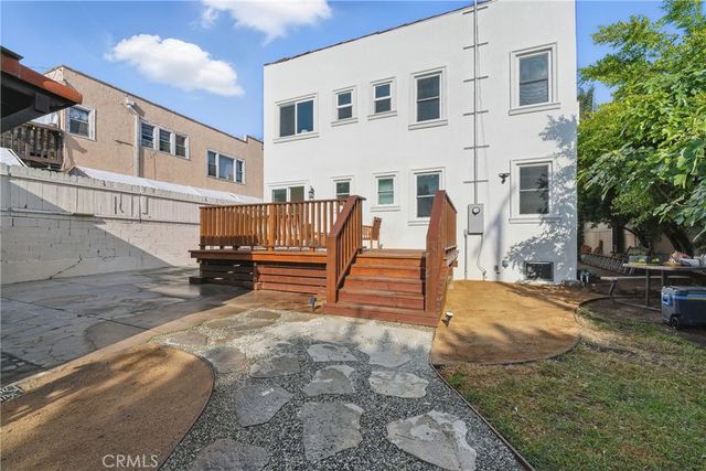 $1,750,000 | 2111 South Bronson Avenue, Los Angeles, CA 90018