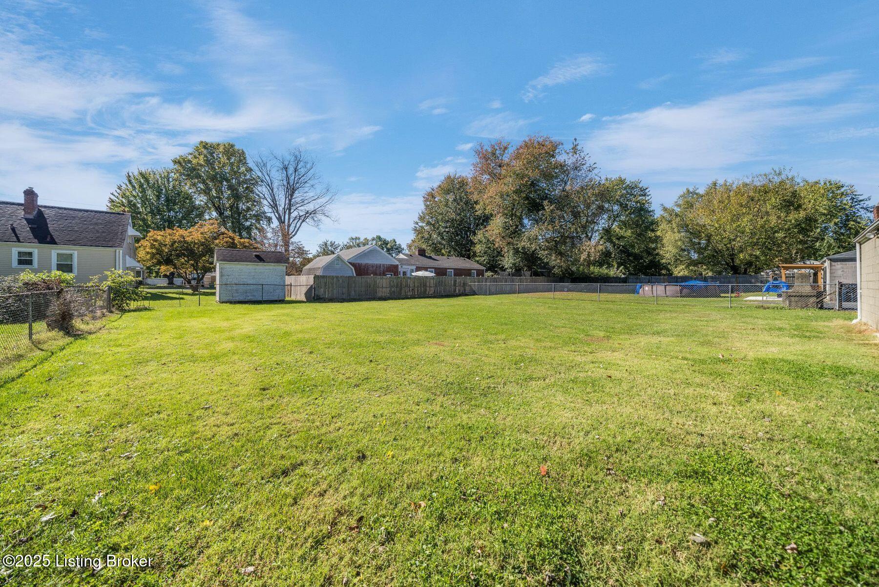 1854 Farnsley Road Louisville, KY 40216 - Photo 31 of 41 photo_online_030