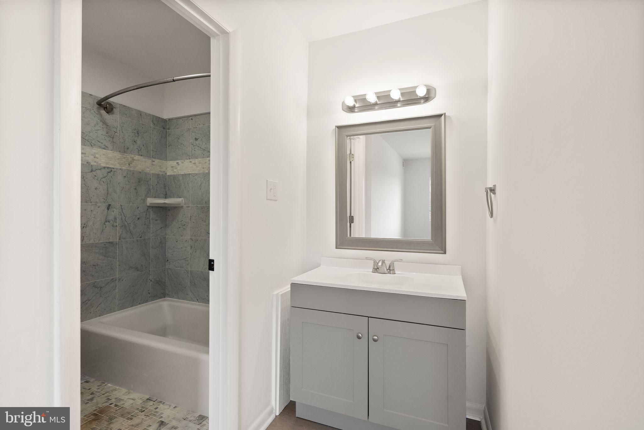 6230 Edsall Road, Unit 404 Alexandria, VA 22312 - Photo 15 of 29