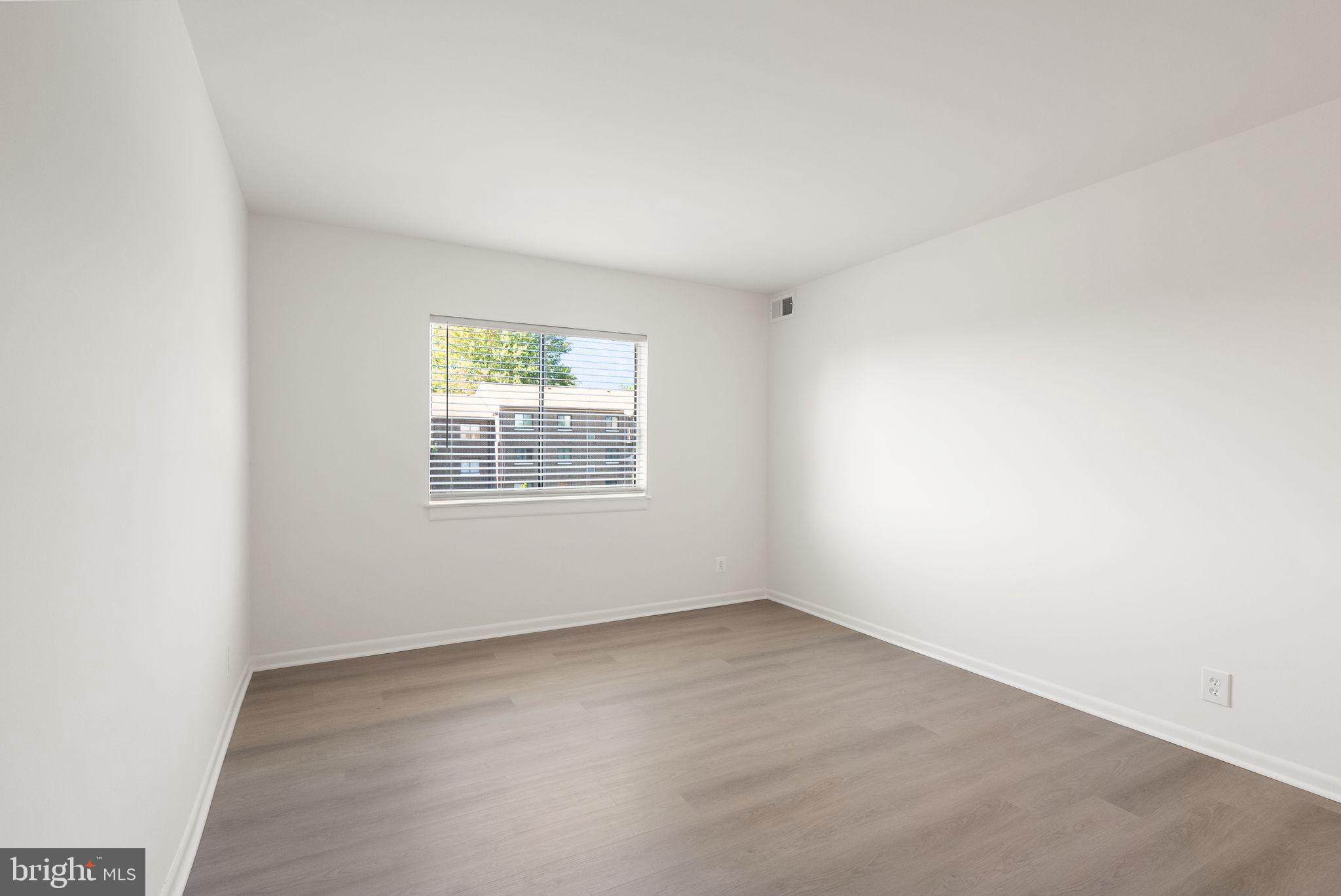 6230 Edsall Road, Unit 404 Alexandria, VA 22312 - Photo 18 of 29