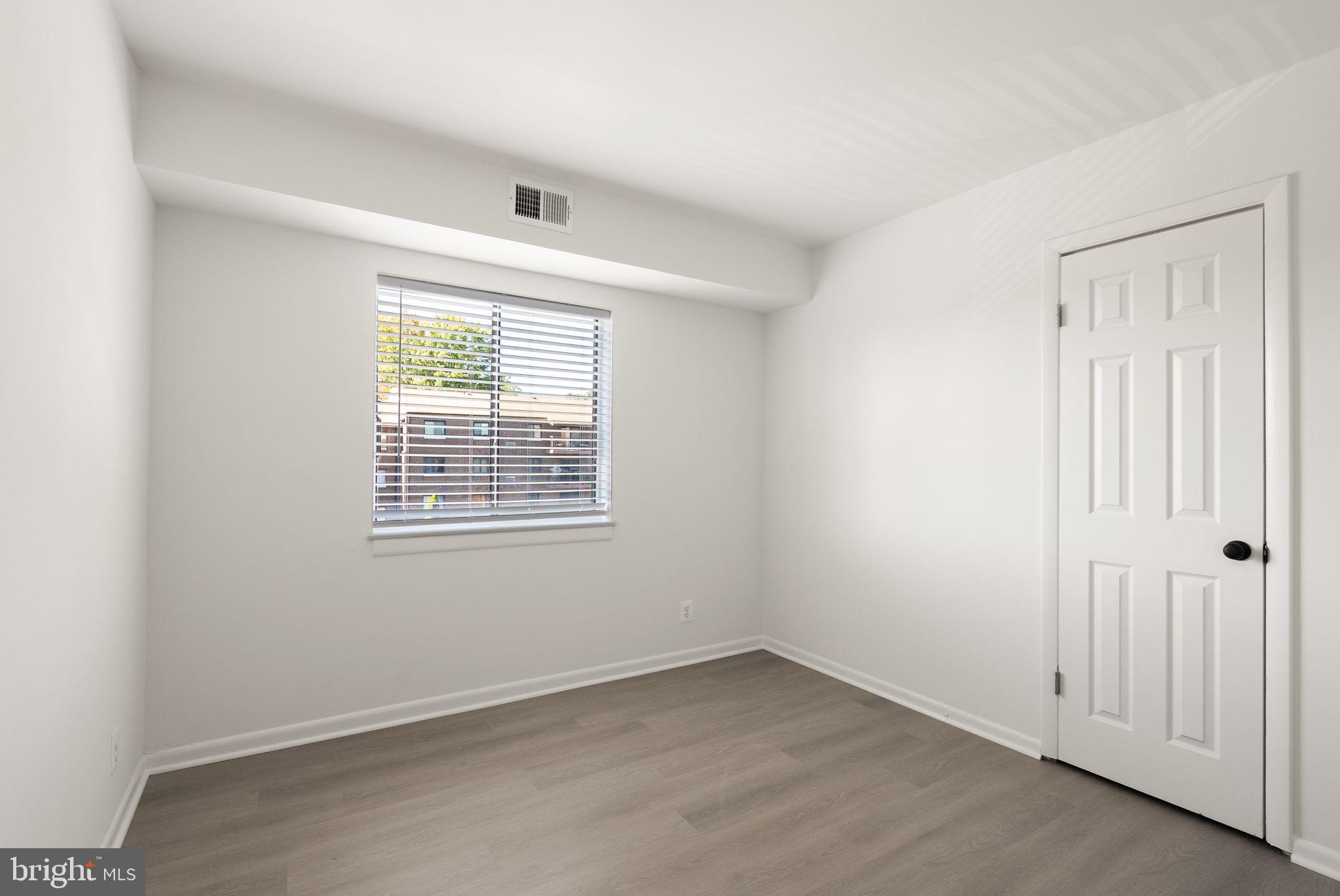 6230 Edsall Road, Unit 404 Alexandria, VA 22312 - Photo 21 of 29
