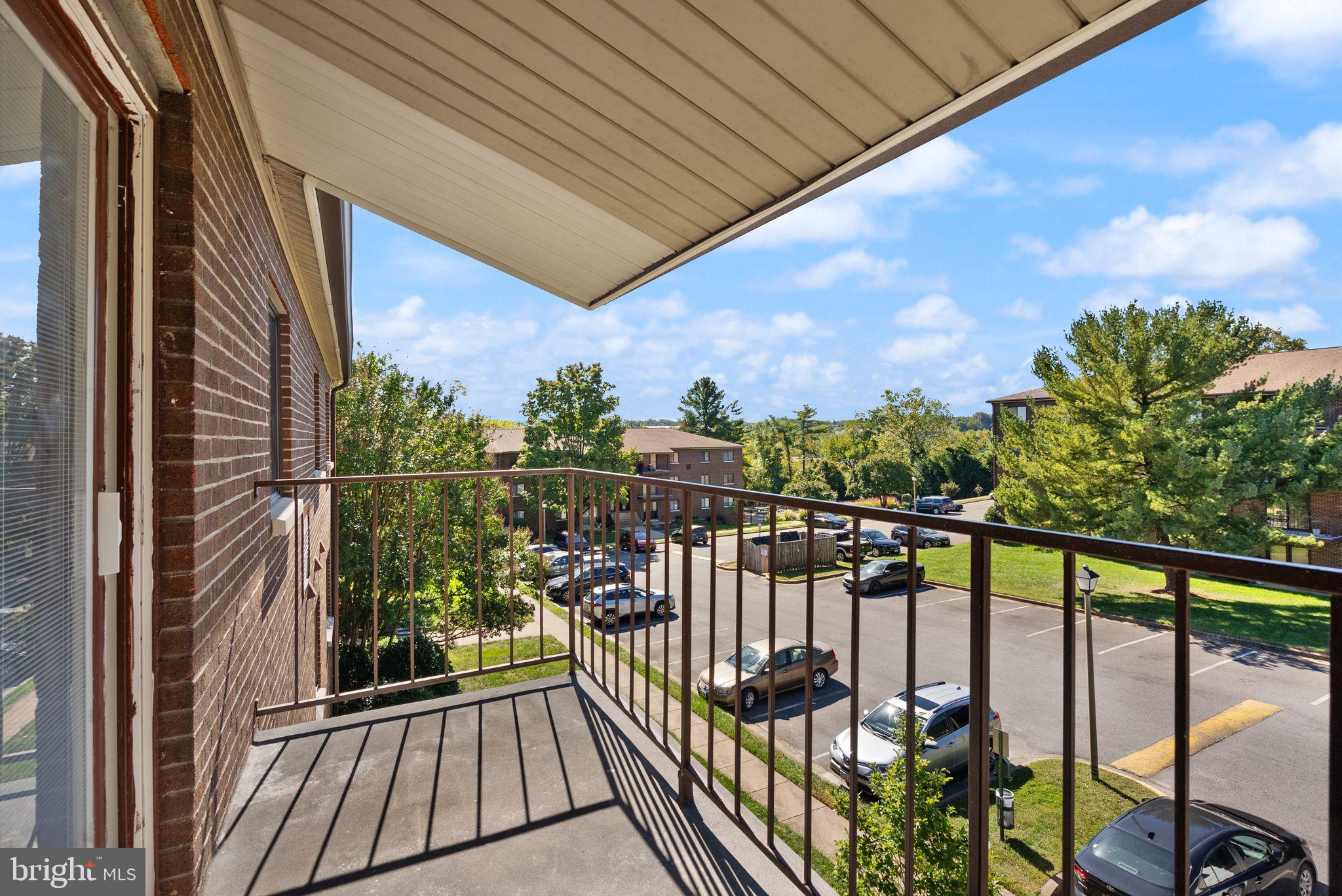 6230 Edsall Road, Unit 404 Alexandria, VA 22312 - Photo 26 of 29
