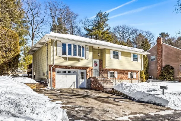 $980,000 | 27 Audubon Road, Reading, MA 01867