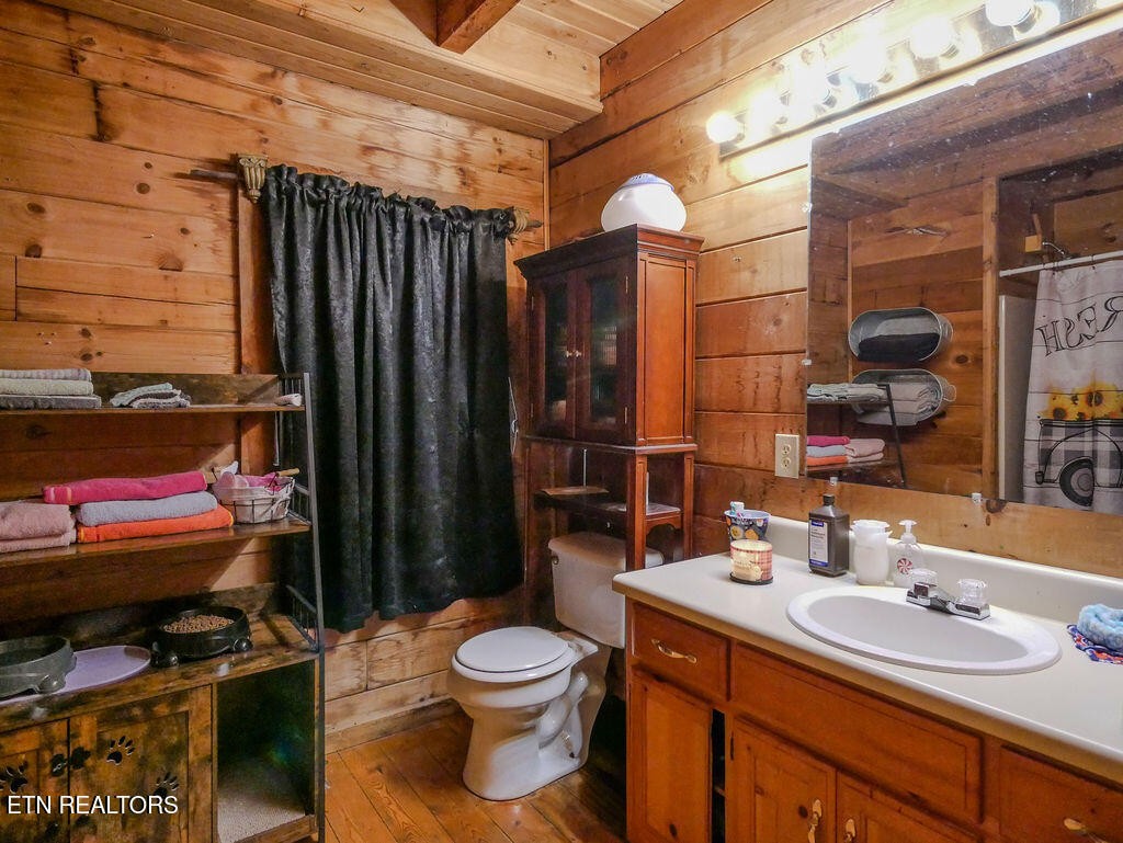 1099 Thomas Road Benton, TN 37307 - Photo 15 of 37 Gallery Image 15