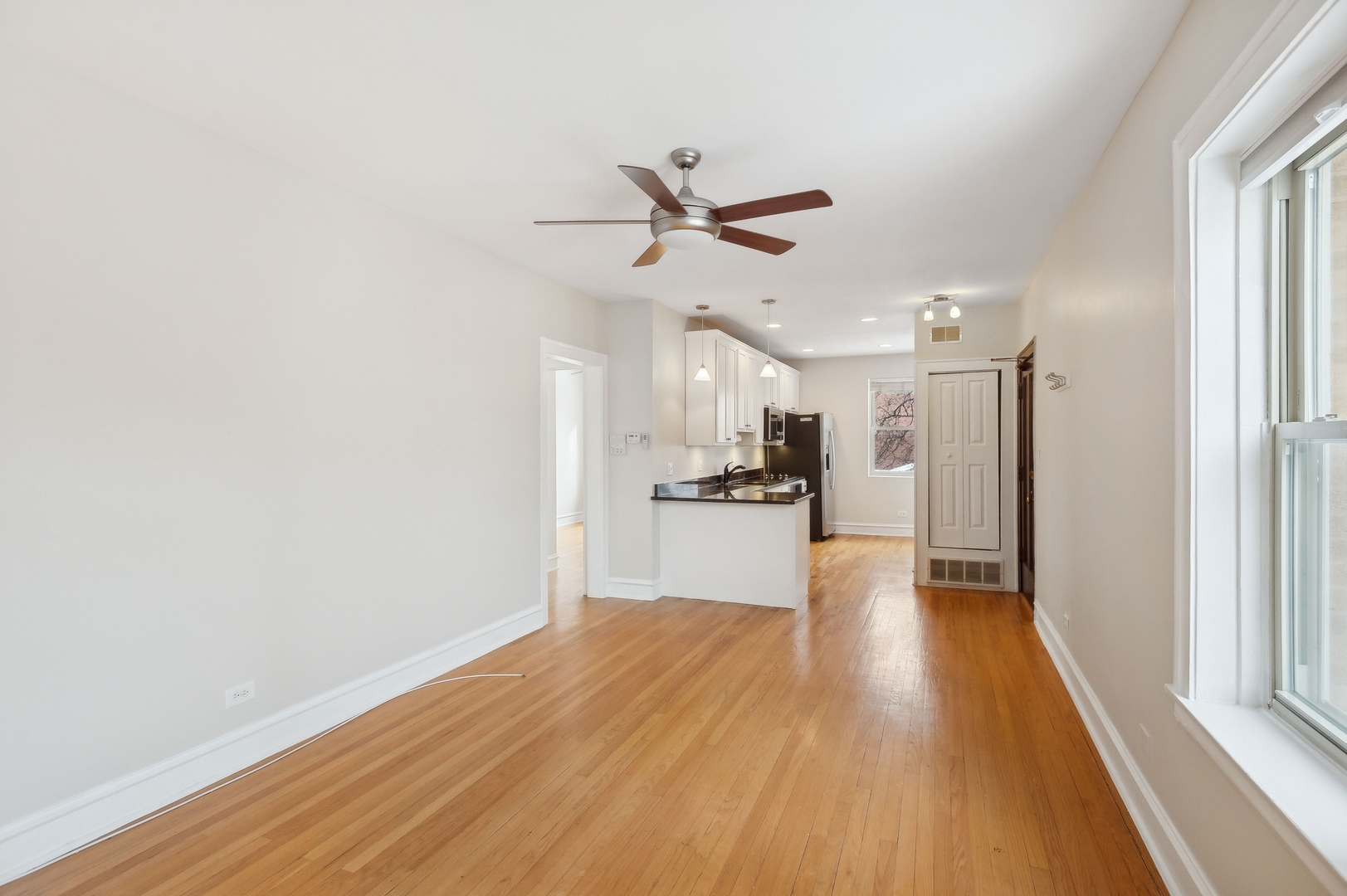 1930 West Addison Street, Unit 2N Chicago, IL 60613 - Photo 8 of 22 Gallery Image 8