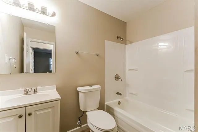 $1,770 | 1875 Battlefield Drive, Florissant, MO 63031