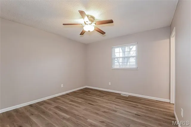 $1,770 | 1875 Battlefield Drive, Florissant, MO 63031