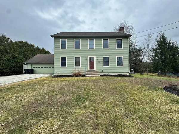 $499,900 | 10 Elmwood Drive, Rutland, VT 05701