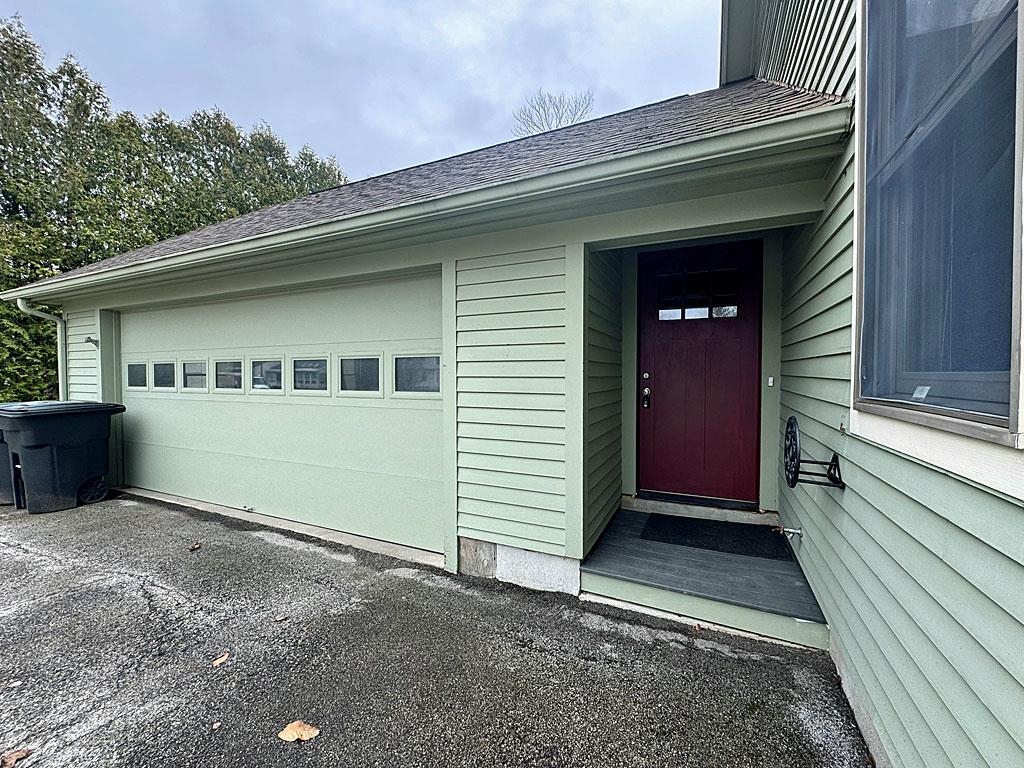 10 Elmwood Drive Rutland, VT 05701 - Photo 4 of 44