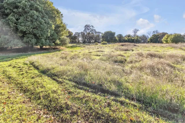 $525,000 | 8245-8249 Point Drive, Kelseyville, CA 95451