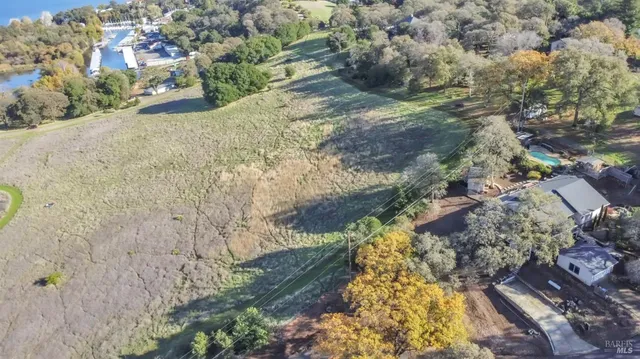 $525,000 | 8245-8249 Point Drive, Kelseyville, CA 95451