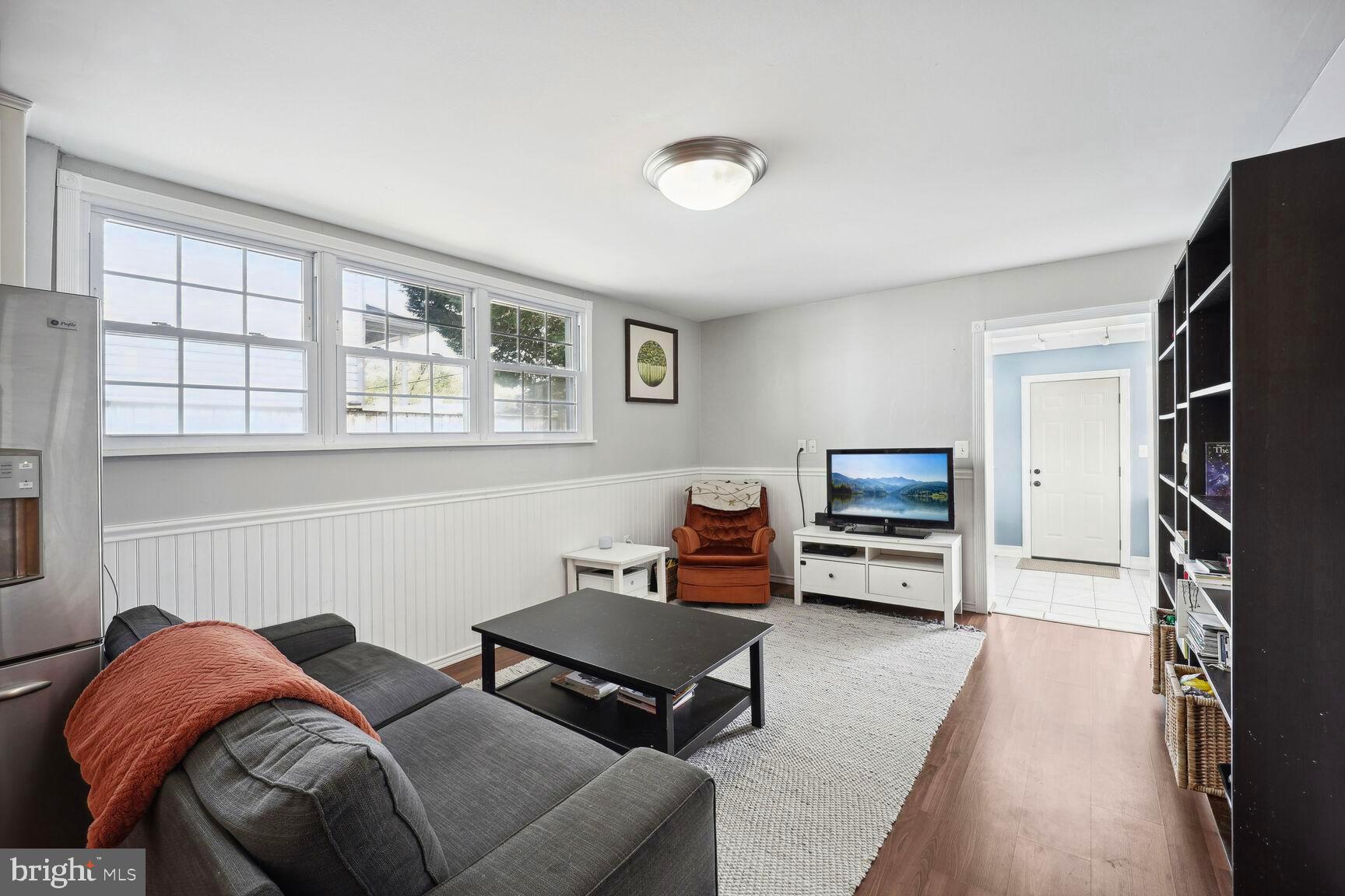 1613 Bishop Road Edgewater, MD 21037 - Photo 6 of 20