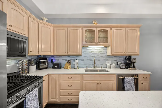 $525,000 | 842 North Maple Avenue, Palatine, IL 60067