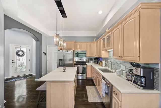 $525,000 | 842 North Maple Avenue, Palatine, IL 60067