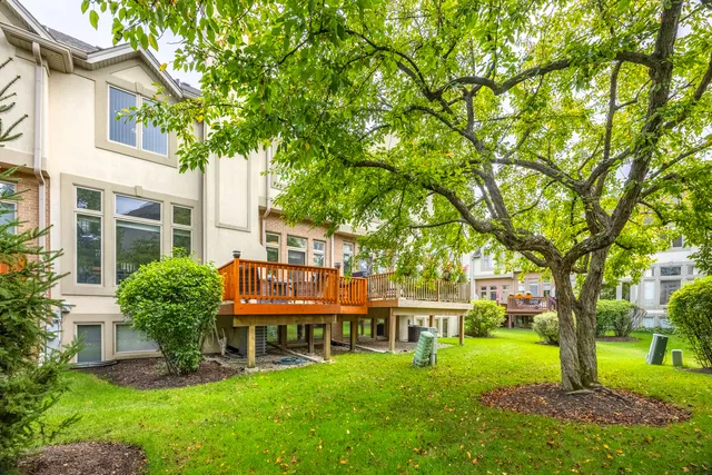 $525,000 | 842 North Maple Avenue, Palatine, IL 60067