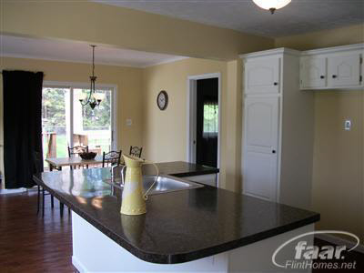 4025 North Vassar Road Flint, MI 48506 - Photo 3 of 18 20201443-2.JPG