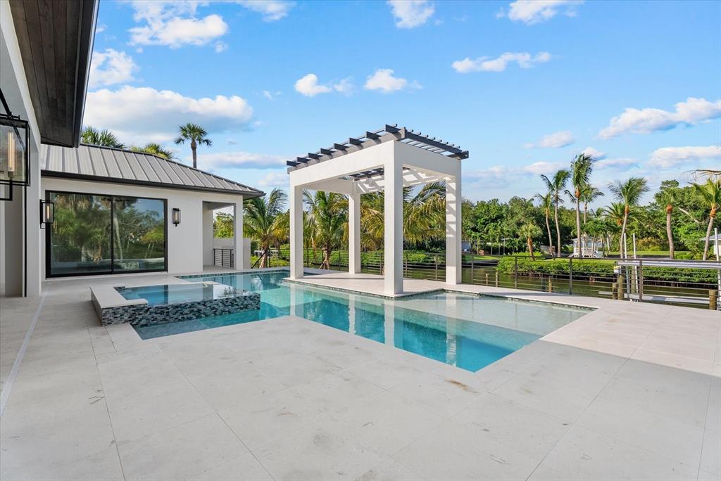 5215 Hidden Harbor Road Sarasota, FL 34242 - Photo 56 of 80