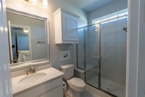 $980,000 | 508 Tennington Lane, Shady Shores, TX 76208