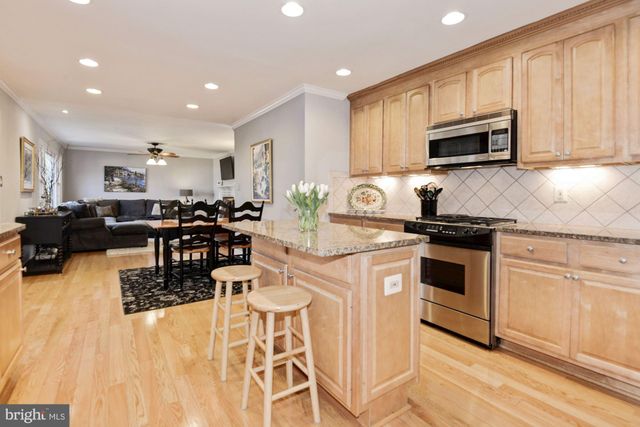 $855,000 | 3125 Cobb Hill Lane, Oakton, VA 22124