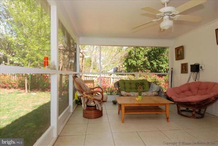 5909 Plainview Road Bethesda, MD 20817 - Photo 22 of 23 Porch