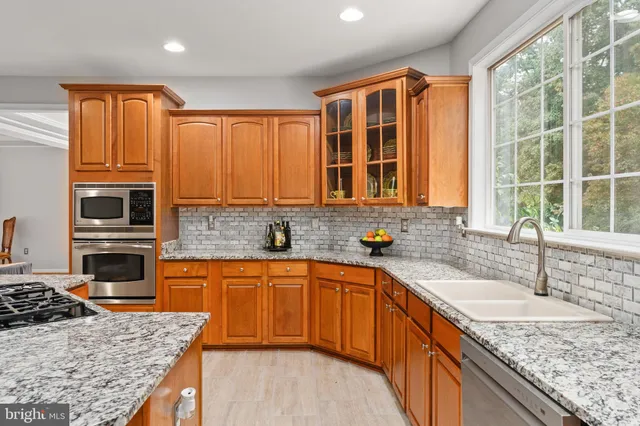 $704,000 | 26 Neabsco Drive, Fredericksburg, VA 22405