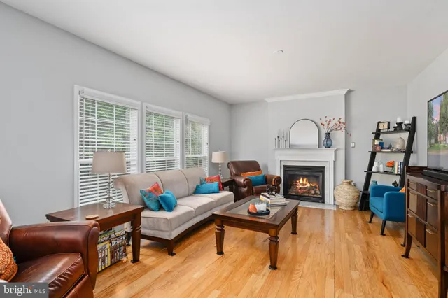 $704,000 | 26 Neabsco Drive, Fredericksburg, VA 22405