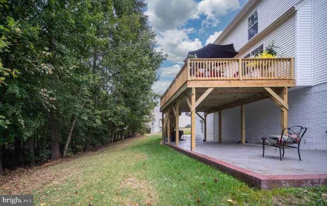 $704,000 | 26 Neabsco Drive, Fredericksburg, VA 22405