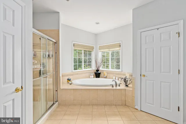 $704,000 | 26 Neabsco Drive, Fredericksburg, VA 22405