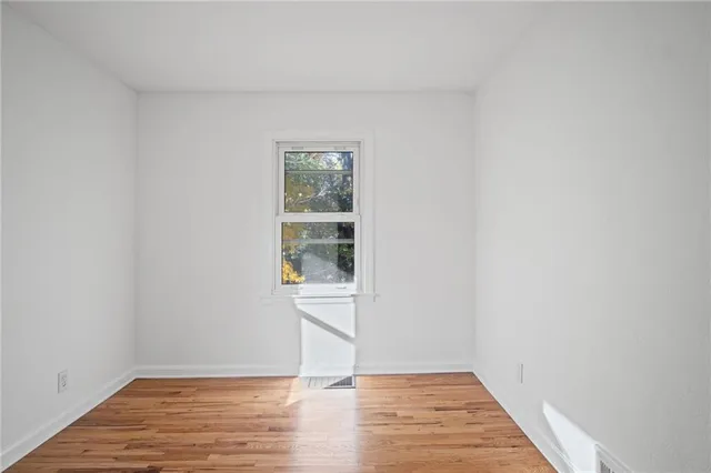 $239,000 | 6400 Kentucky Avenue, Raytown, MO 64133