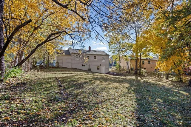 $239,000 | 6400 Kentucky Avenue, Raytown, MO 64133