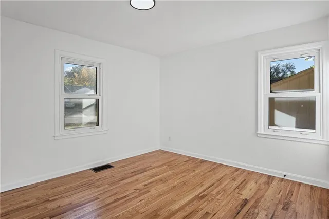 $239,000 | 6400 Kentucky Avenue, Raytown, MO 64133