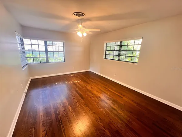 $2,999 | 2011 Howard Drive, Winter Park, FL 32789