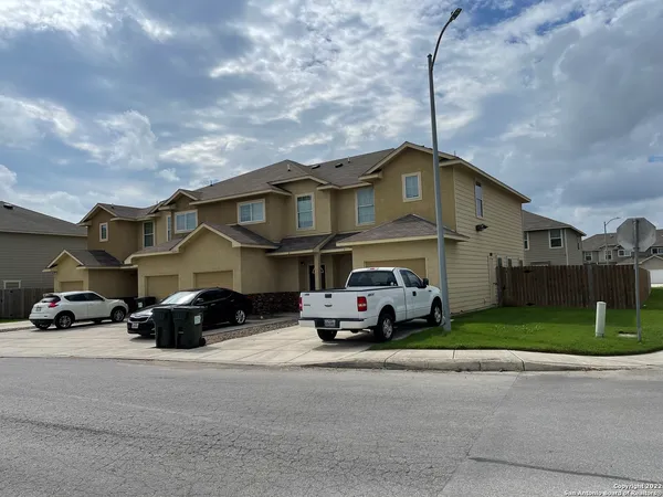 $1,225 | 16843 Dancing Ava, Unit 2, Selma, TX 78154