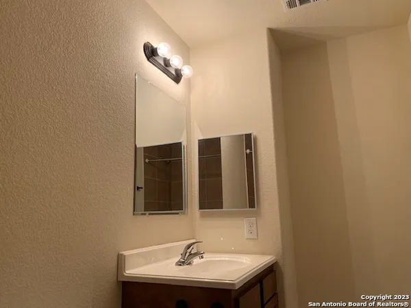 $1,225 | 16843 Dancing Ava, Unit 2, Selma, TX 78154